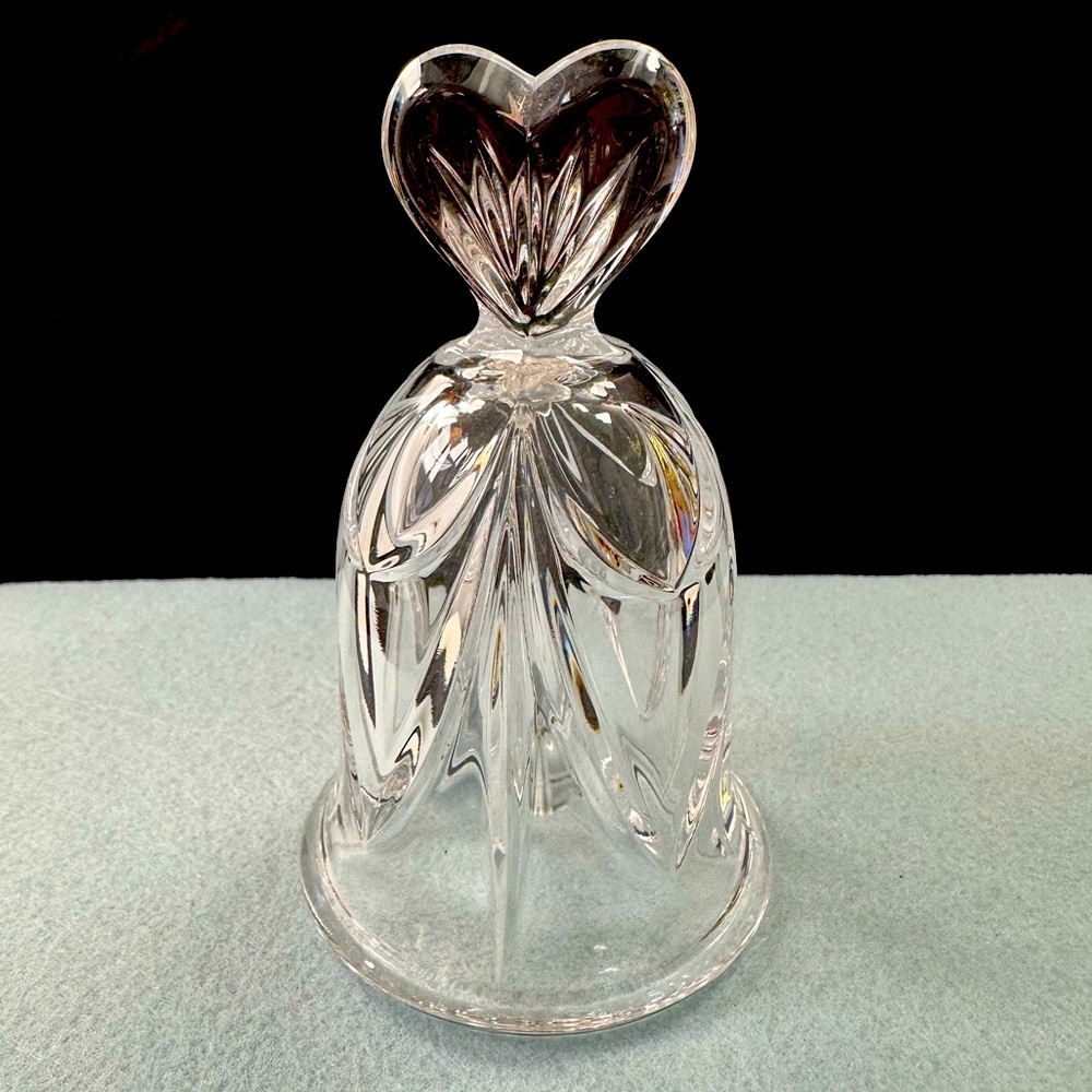 Marquis by Waterford SWEET MEMORIES Signed Crystal Heart Bell or Dinner Bell 4"